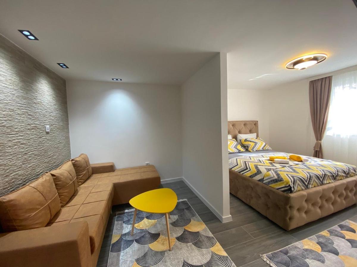 Vucinic Studio Apartment Cetinje Exterior foto